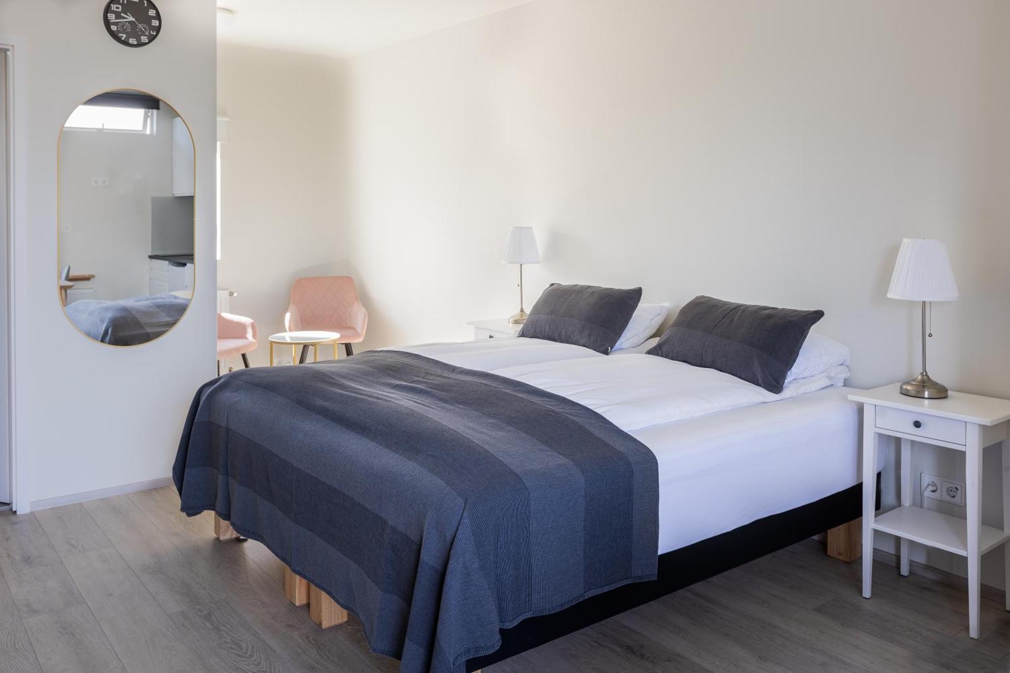 South Central Apartments Brautarholt المظهر الخارجي الصورة